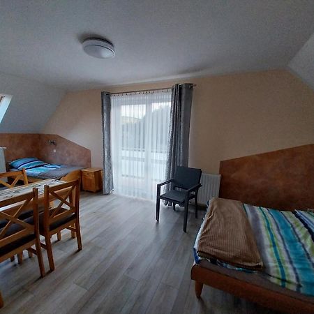 Noclegi U Franka Niedzica Exterior foto